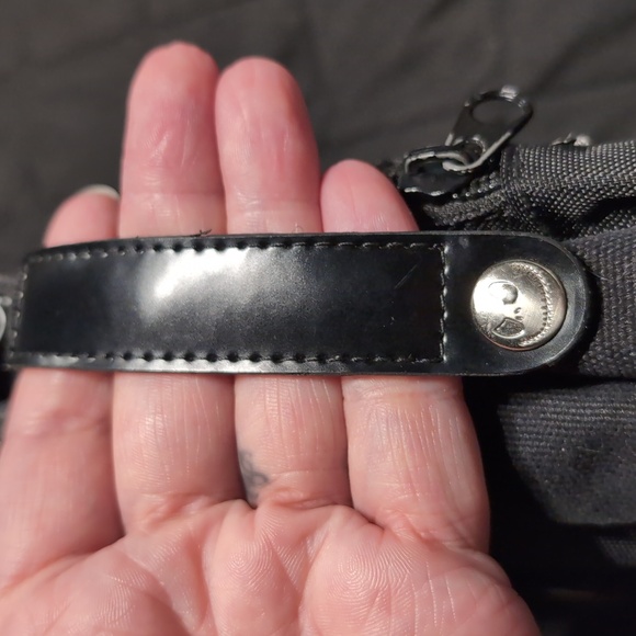 Rare Touchstone Pictures The Nightmare before Christmas bag  (from late 90s) - Picture 7 of 16